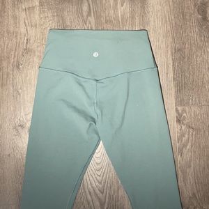 SIZE 6 ALIGN LEGGINGS